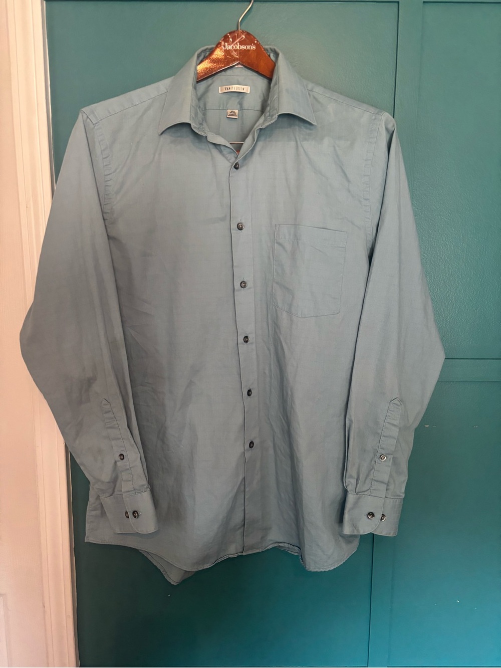 Van Heusen Pale Blue Men's Button-Down Dress Shirt Size 16 1/2 34/35